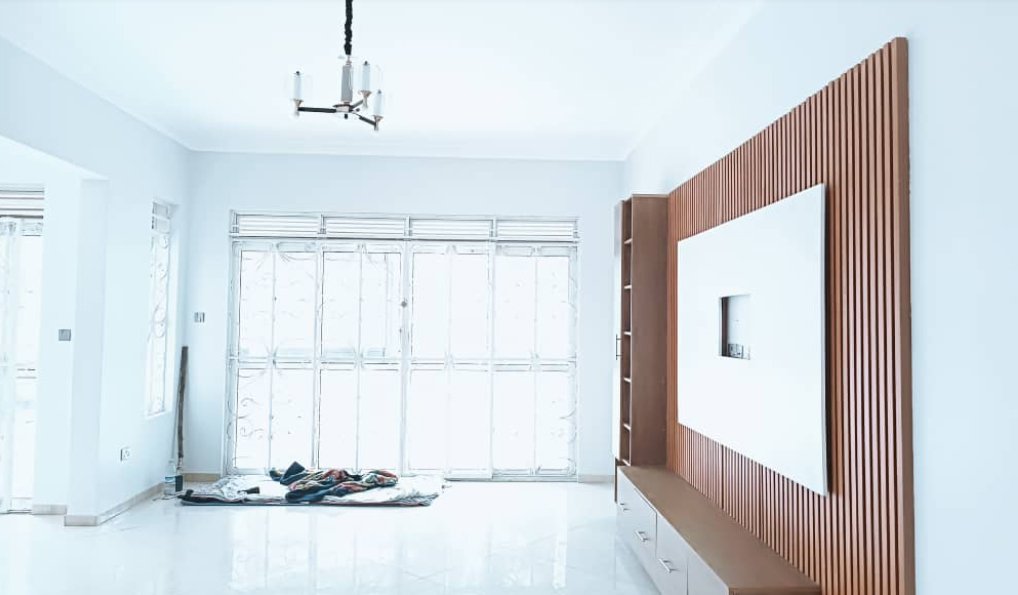 BRAND NEW π HOUSE FOR SALE!! LOCATION IN #NAMUGONGO- SONDE Canada - Has,# ποΈ #3Bedrooms, negotiable#3Bathrooms π 1boys quarter Sited on #15decimals at Ready private Milo land title - Image 5